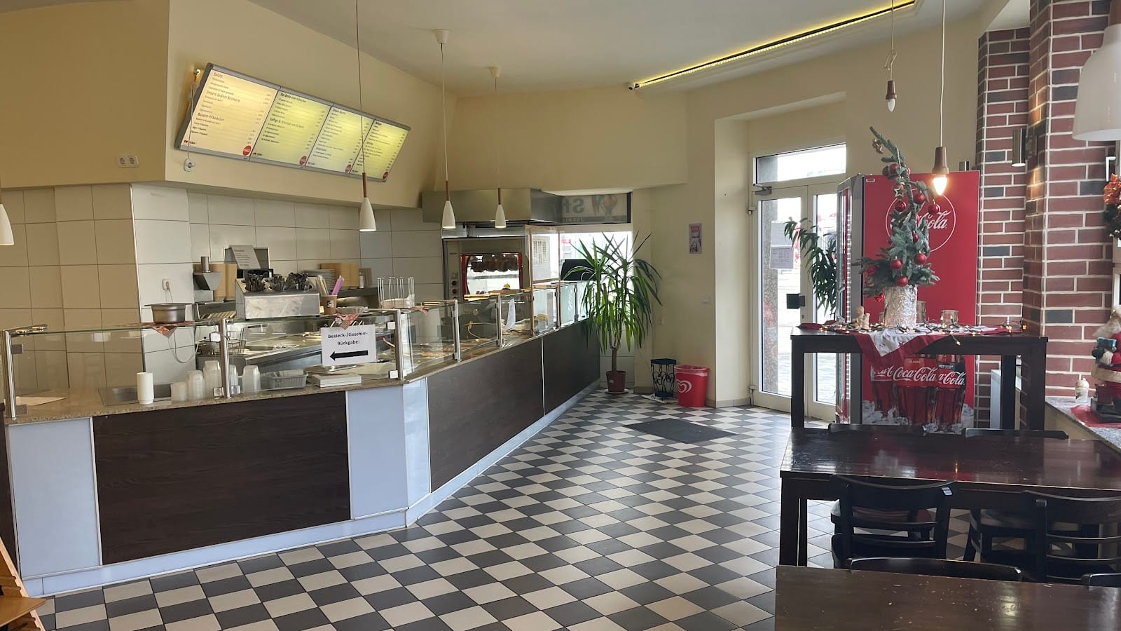 Bahnhofsgrill - Geflügelhof Stoltefuß