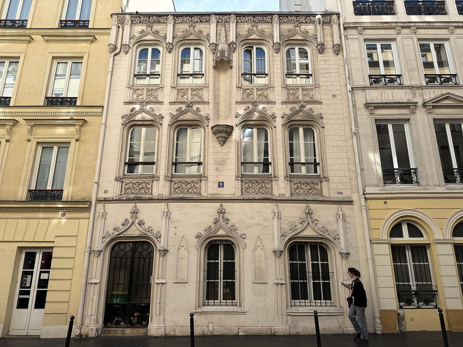 Amour Restaurant