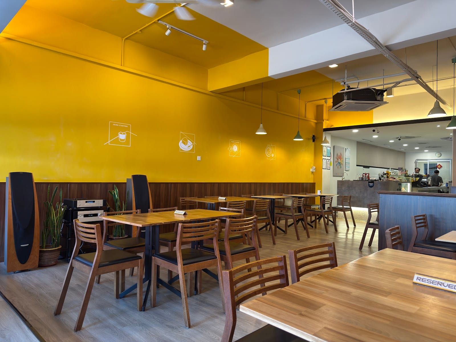 Six and a Half Cafe