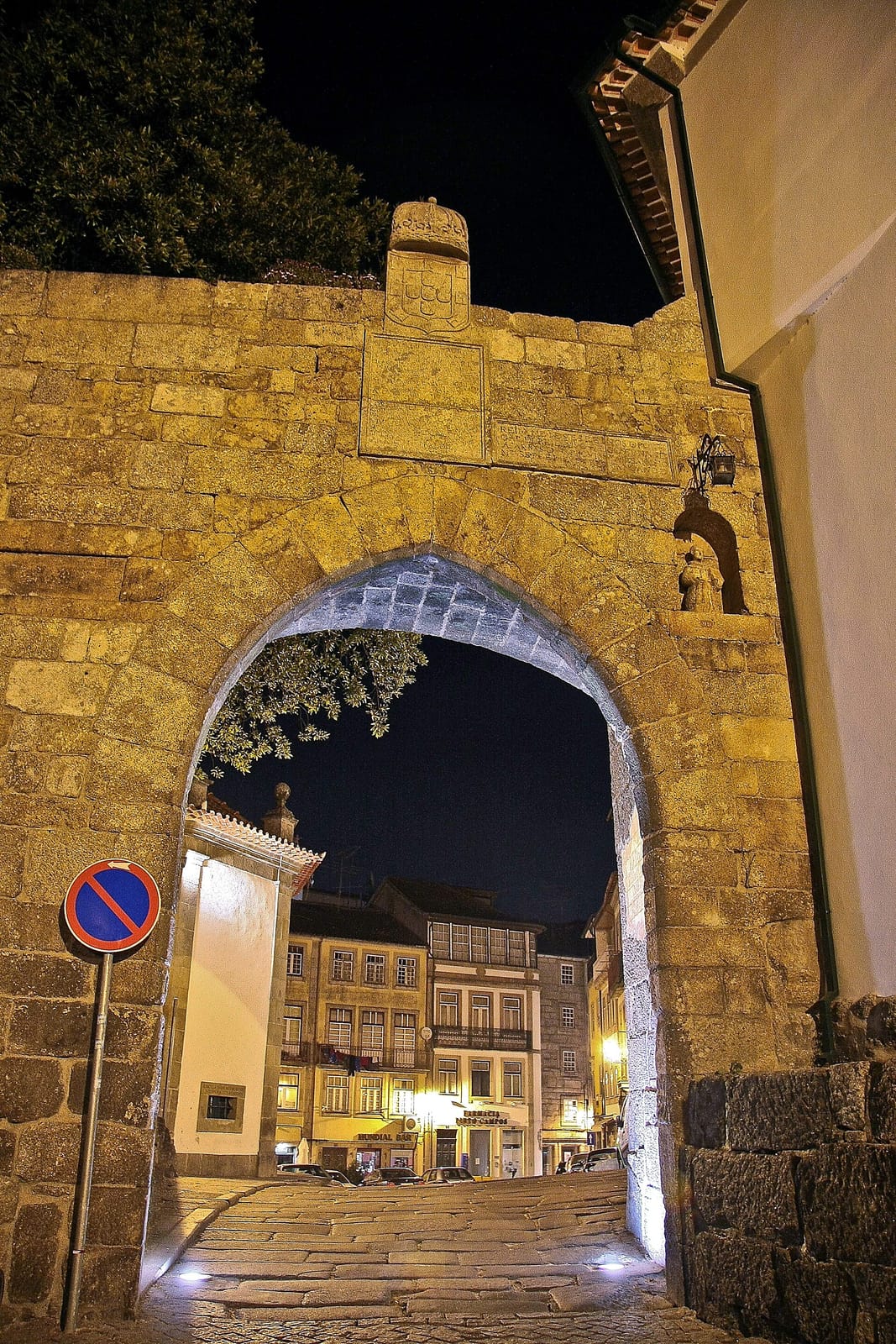 Châtrau