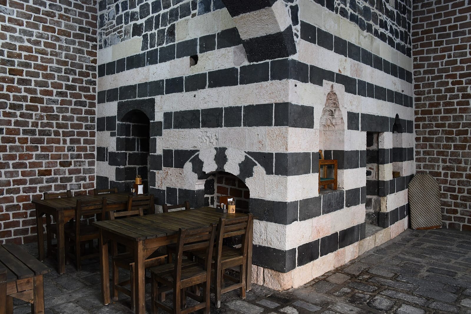 Meshur Kahvaltıcı Kadri