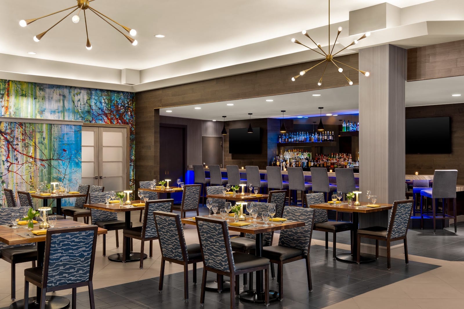 Christie's Bar & Grill