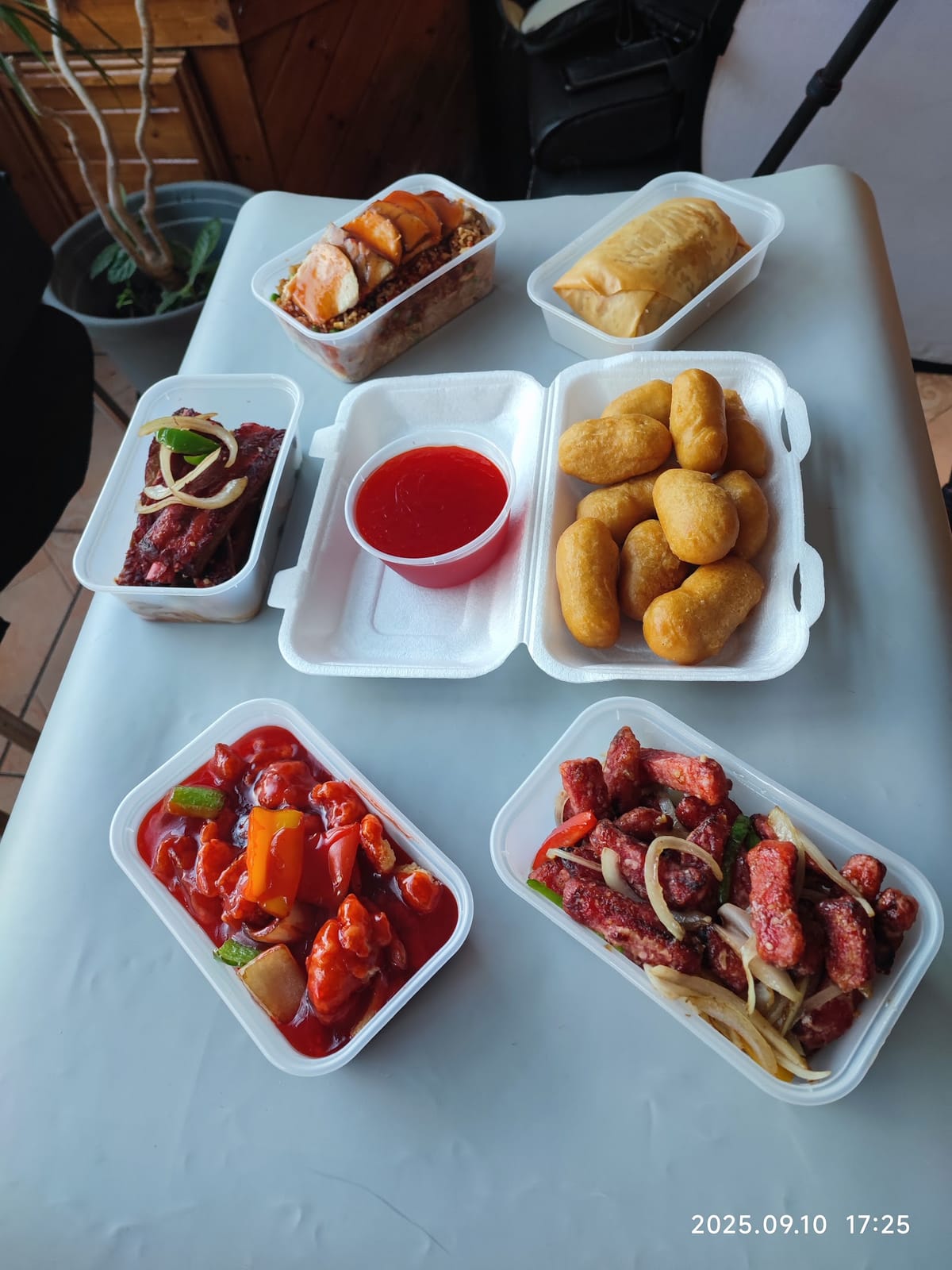 Ming's Kitchen