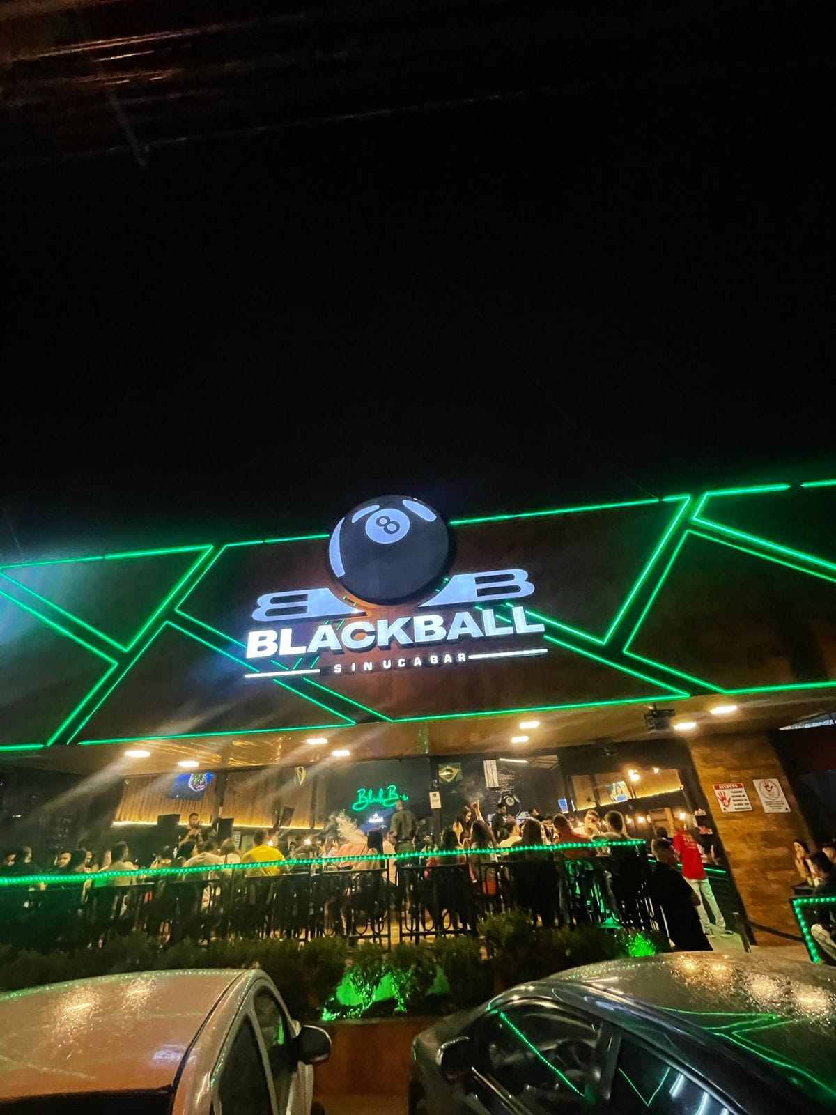 Black Ball Sinuca Bar | Snooker e Gastrobar