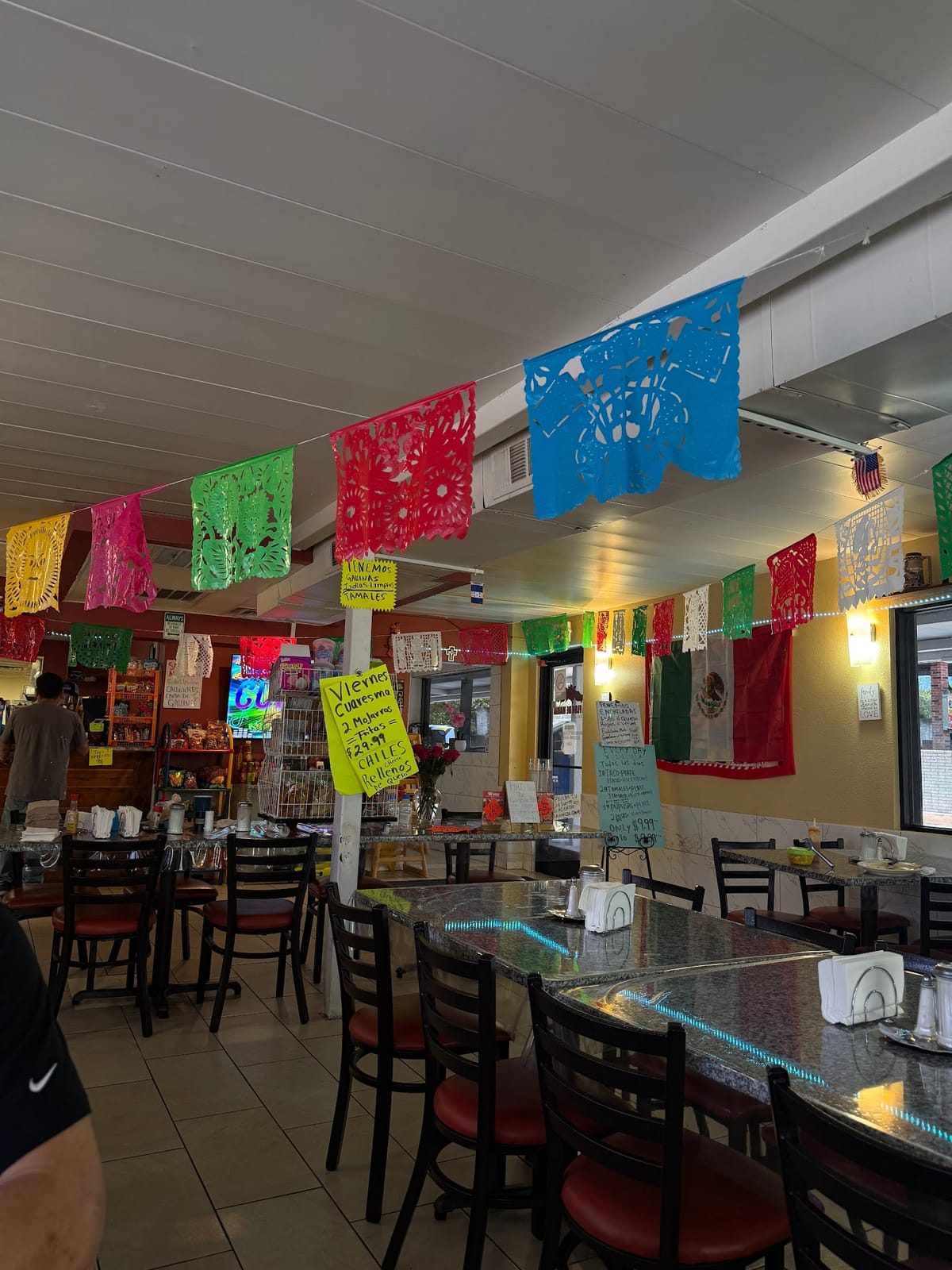 La Flor De María Cocina Latina
