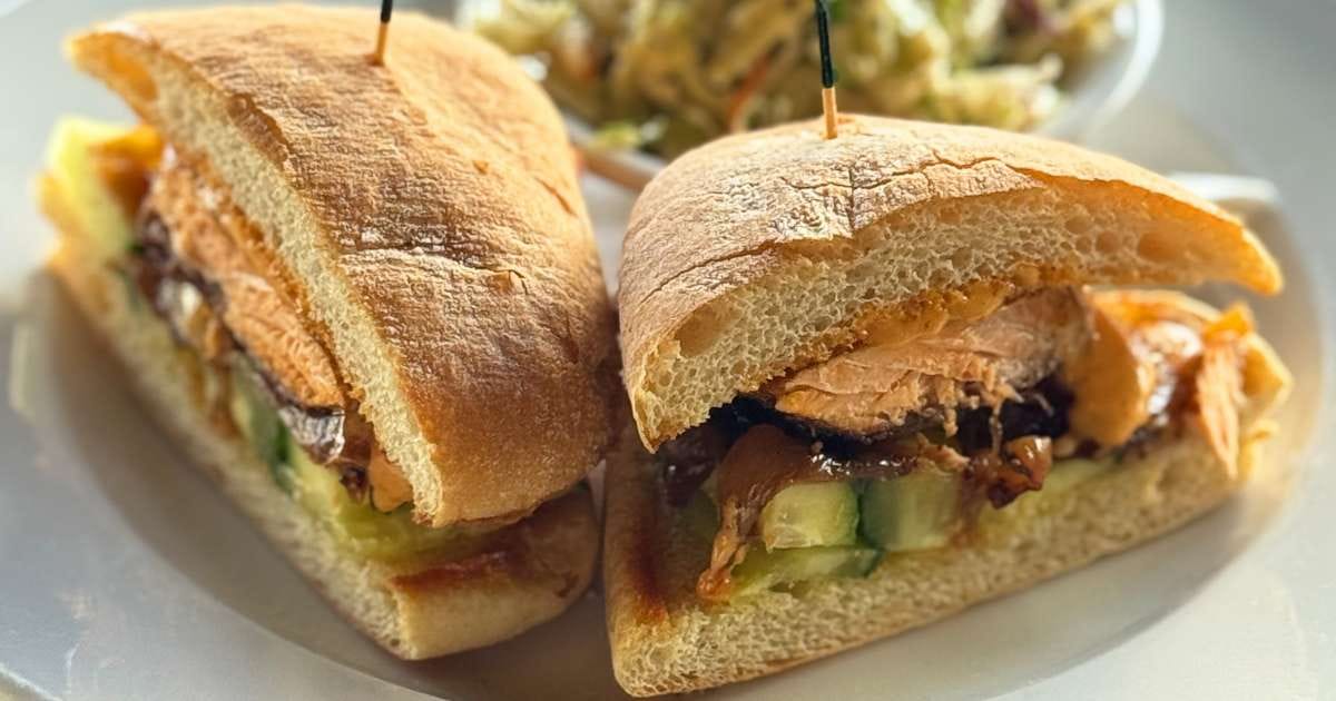 Buckley's - Queen Anne