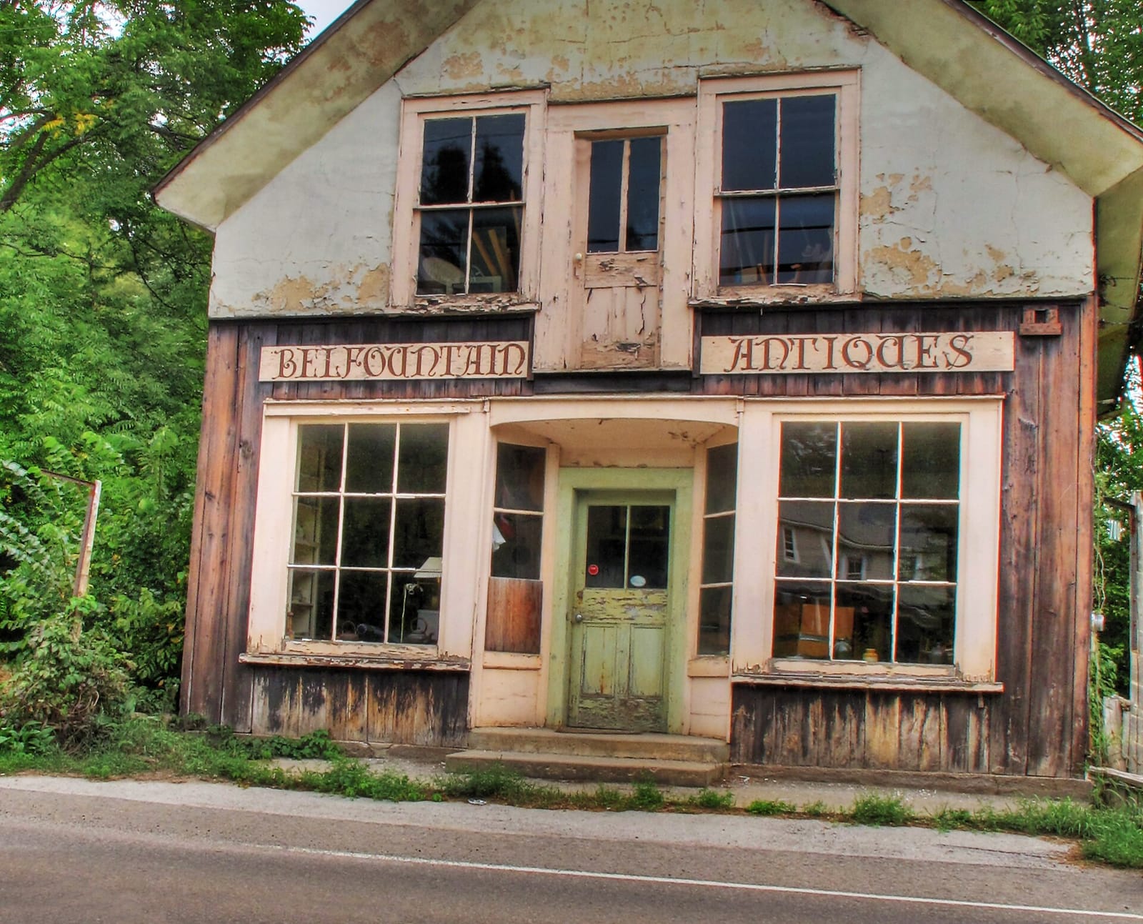 Bellfountain Inn